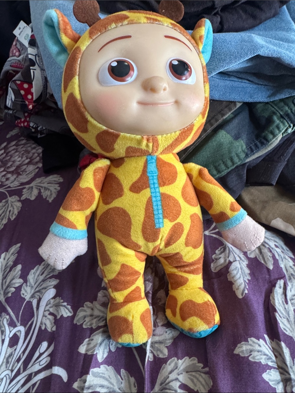 Giraffe-Pattern Plush Doll in Yellow and Brown - Kids Stuffed Toy